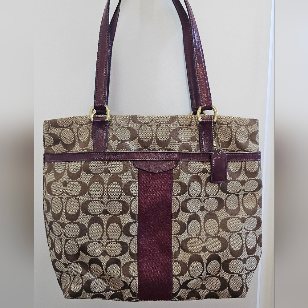 NWOT Coach Signature Stripe Tote Bag